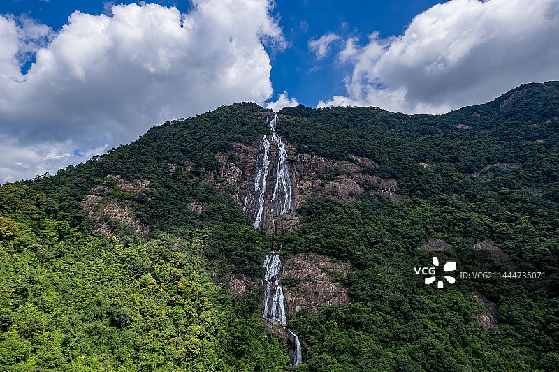 白水仙瀑图片素材