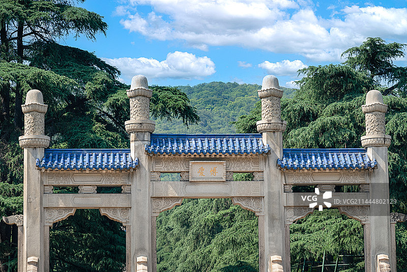 南京中山陵博爱牌坊图片素材