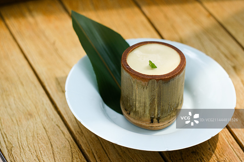 茉莉清茶酪图片素材