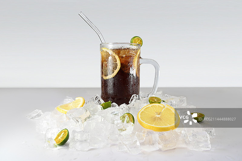 柠檬可乐杯图片素材