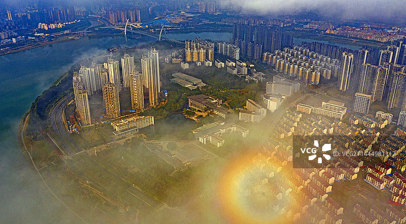 佛光普照柳沙半岛图片素材