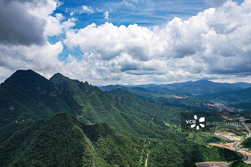 航拍广西金秀莲花山风景图片素材