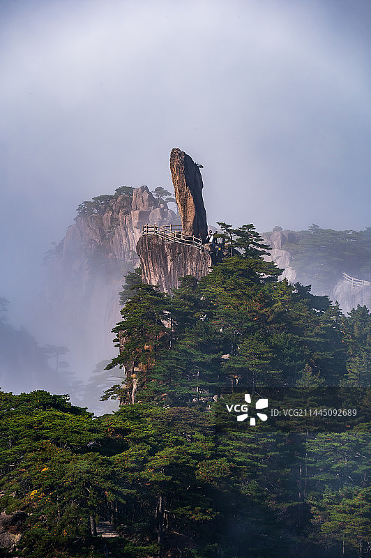 黄山飞来石图片素材