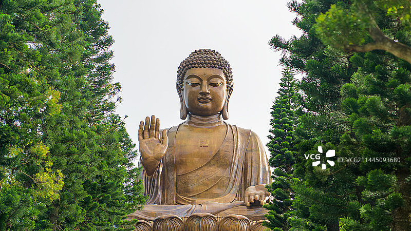 香港离岛大屿山宝莲禅寺天坛大佛佛雕像图片素材
