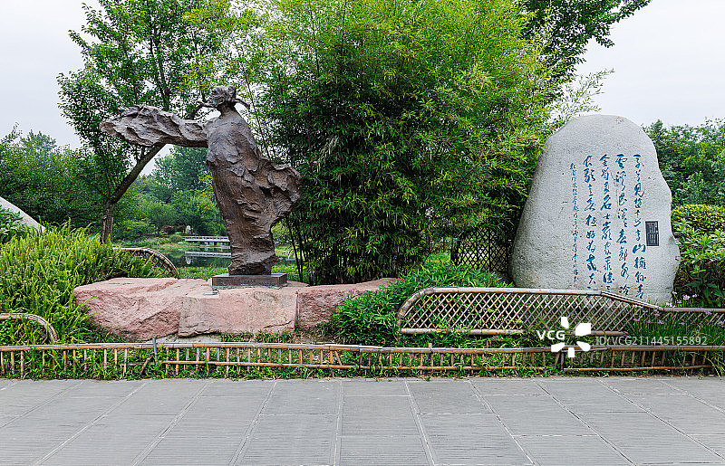 成都 杜甫草堂 杜甫雕像图片素材