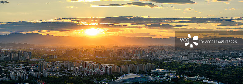 北京日落城市天际线全景图片素材