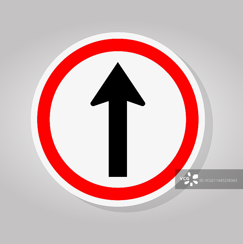 白色背景上的单行道交通标志图片素材