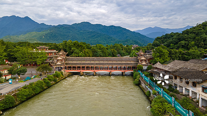 航拍 都江堰 南桥 灌县古城 四川图片素材