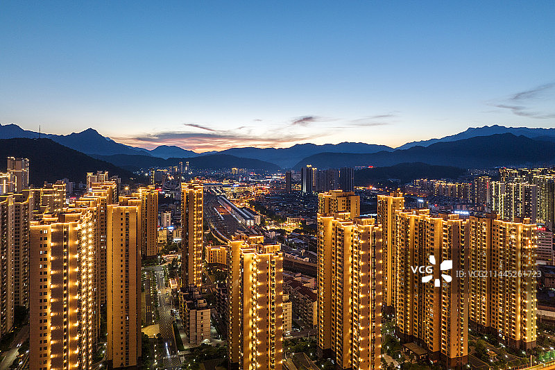 中国福建龙岩城市夜景风光图片素材