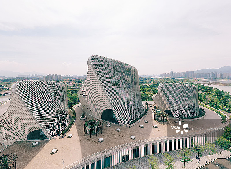 航拍福州市海峡文化艺术中心图片素材
