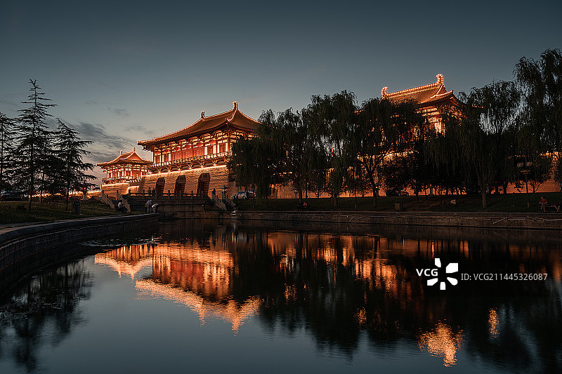 定鼎门夜景图片素材