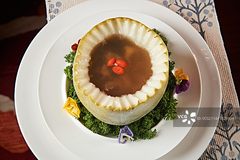 乌鸡花胶冬瓜盅图片素材