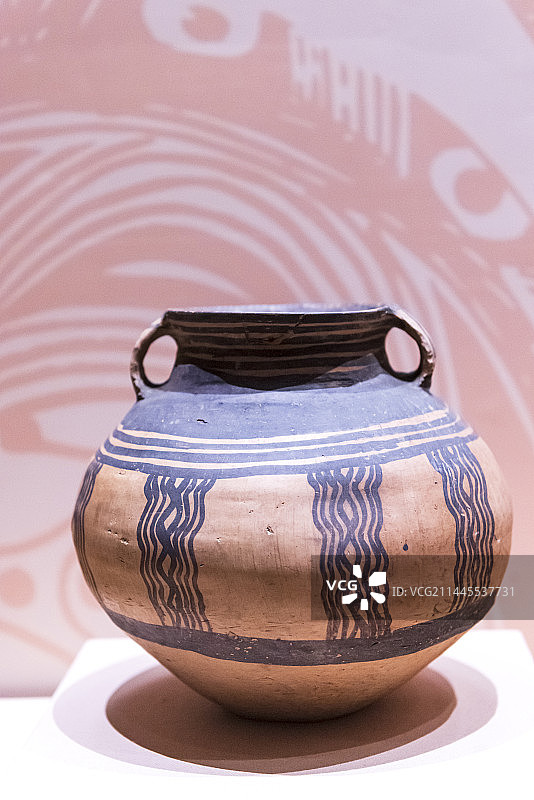 北京中国国家博物馆馆藏文物 彩陶罐 新石器时代 马家窑文化图片素材