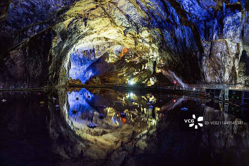 洞天福地--贵州毕节织金洞风光图片素材