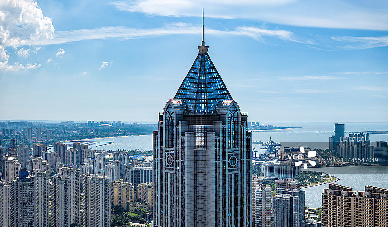 海南海口国贸CBD地标建筑置地东方广场特写图片素材