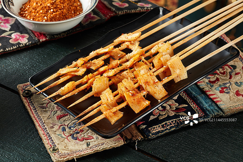 烧烤牛板筋图片素材