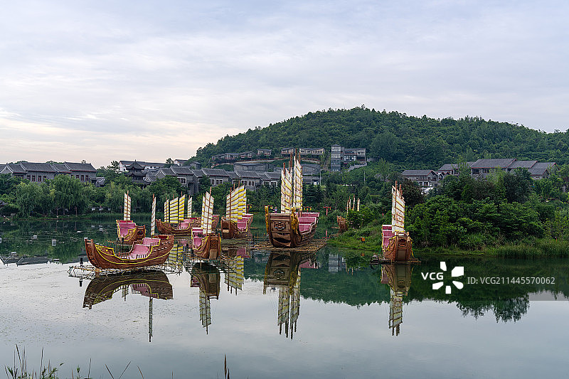 贵州贵阳青岩古镇清晨寂静街道图片素材