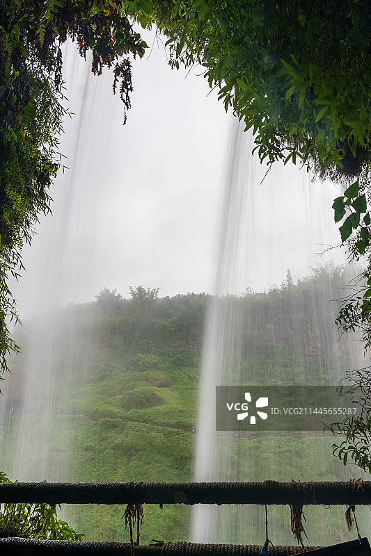 贵州安顺黄果树大瀑布景区之水帘洞图片素材