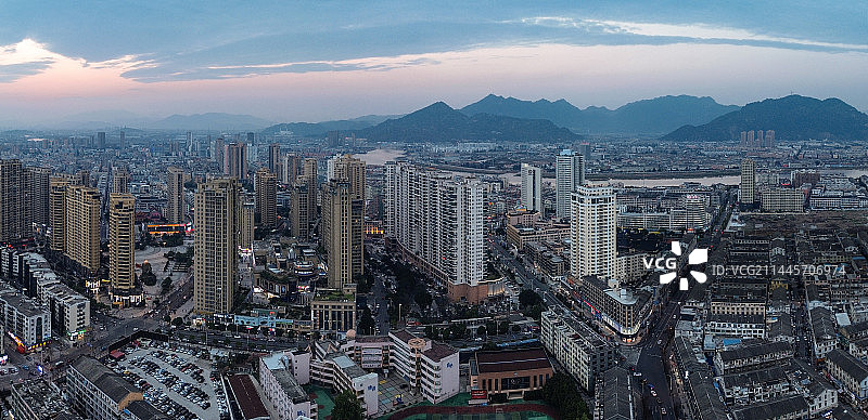 龙港市 瓯南大桥 龙港外滩 红日海景 龙港医院 龙港一中 文卫路图片素材