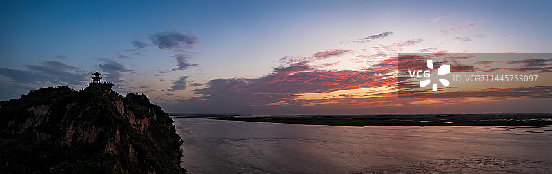 河南省郑州市荥阳市汜水镇 虎牢关 玉门古渡 黄河与汜河汇流处图片素材