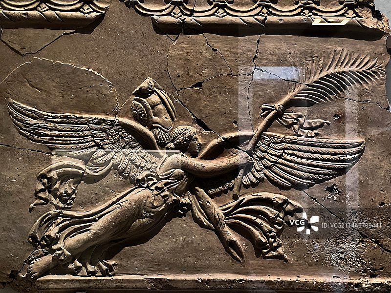 国家博物馆展罗马国家博物馆藏奥古斯都时代坎帕那陶板（饰有胜利女神与战利品）图片素材