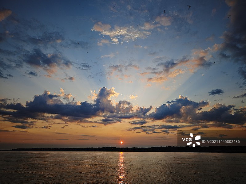 黑龙江边的日落图片素材