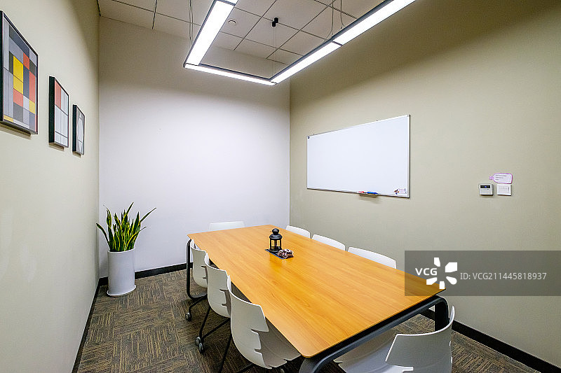 时尚小会议室内景图片素材