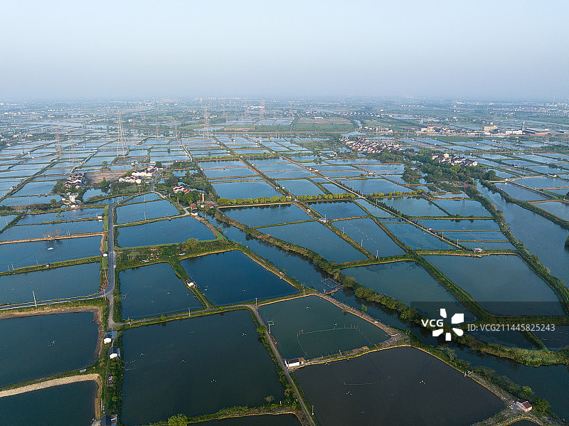 南浔鱼米之乡水塘图片素材