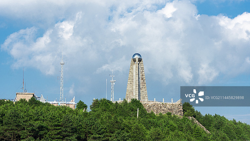 括苍山曙光纪念币图片素材
