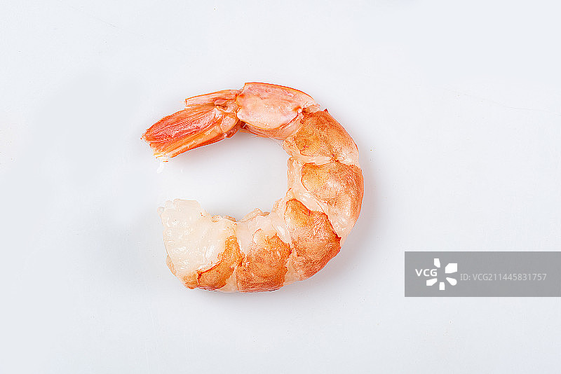 白底上的凤尾虾仁高清特写图片素材