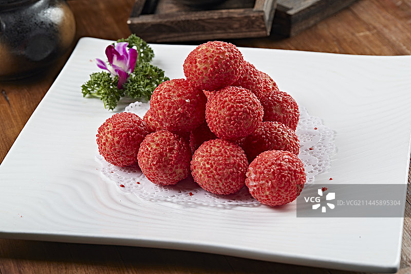 美味荔枝大虾球图片素材