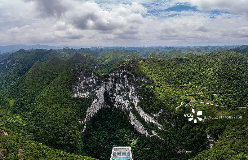 广西乐业天坑图片素材