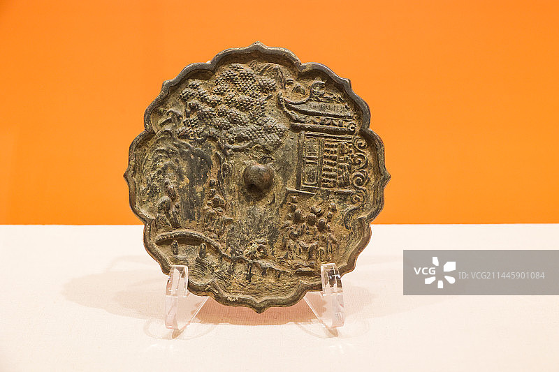 宋代楼阁人物镜图片素材