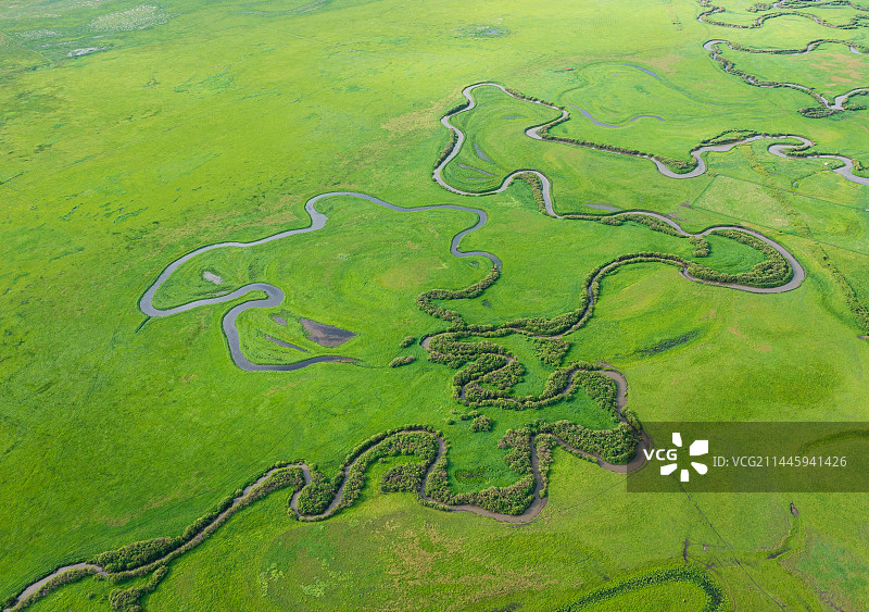 航拍内蒙古乌拉盖草原乌拉盖河九曲弯图片素材