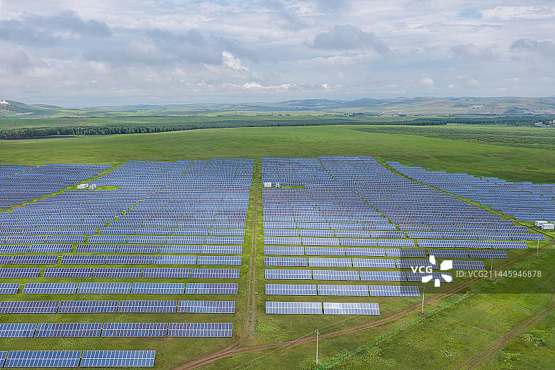 航拍内蒙古通辽市霍林郭勒市草原光伏图片素材