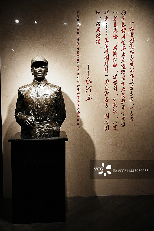 上海四行仓库谢晋元半身像图片素材