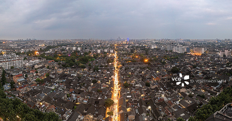 江苏扬州东关街夜景图片素材