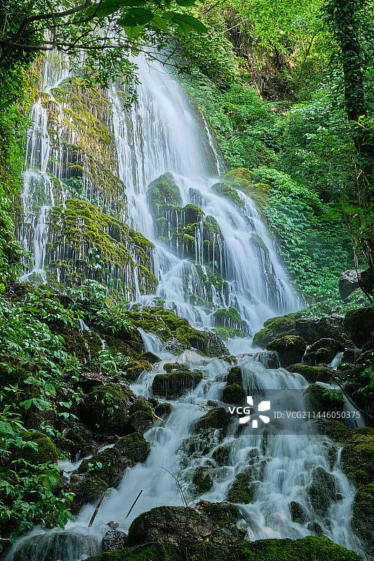 成都都江堰青城后山瀑布图片素材