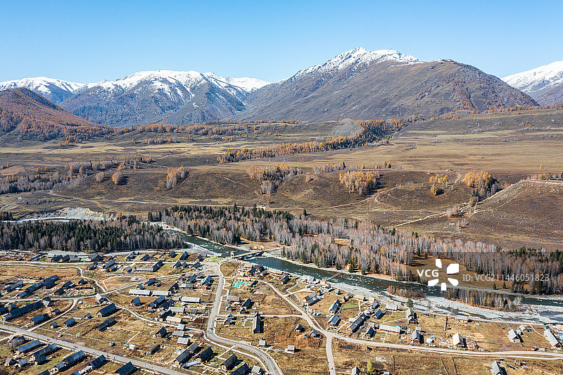 航拍新疆喀纳斯禾木村自然风光图片素材