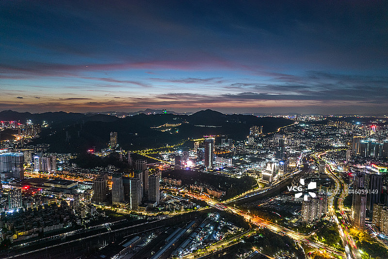 深圳罗湖区洪湖公园笋岗水贝城市风光日落图片素材