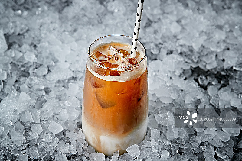美式雪顶奶油冰咖啡图片素材