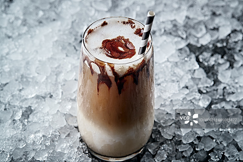 美式雪顶奶油冰咖啡图片素材