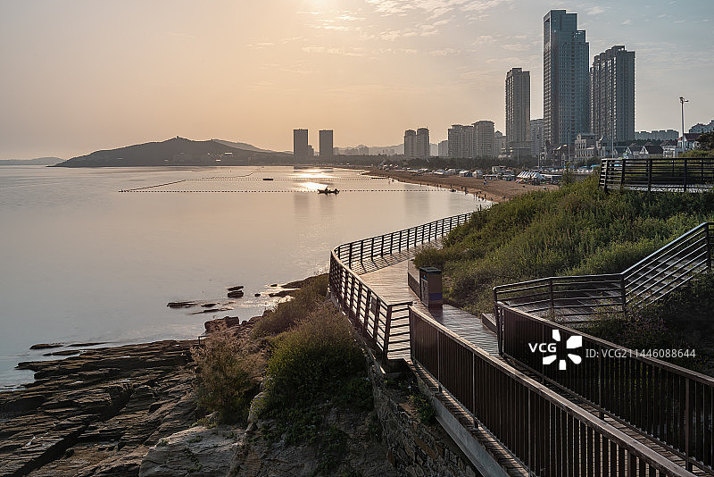 威海国际海水浴场清晨图片素材
