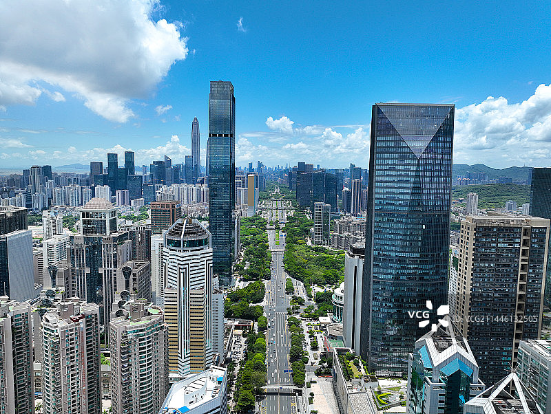 广东省深圳市福田区华强北商圈赛格大厦与深南大道航拍图片素材