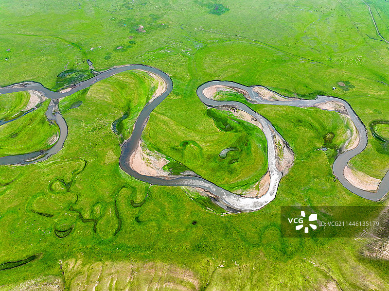 草原上的玉带河——额尔古纳湿地是中国保持原状态最完好、面积较大的湿地，被誉为“亚洲第一湿地”。图片素材