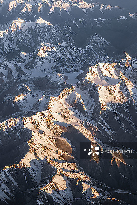 中国新疆 喀喇昆仑山脉航拍图片素材