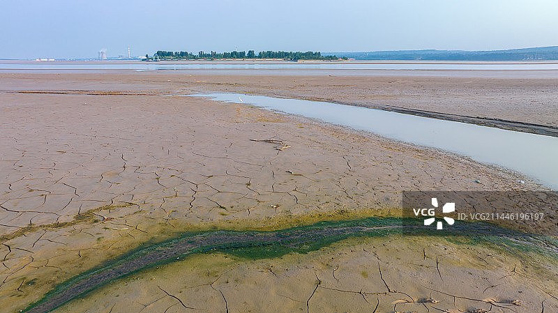 夏季干旱的黄河河道图片素材