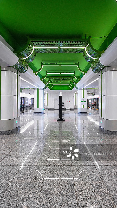 北京地铁19号线站内空间图片素材