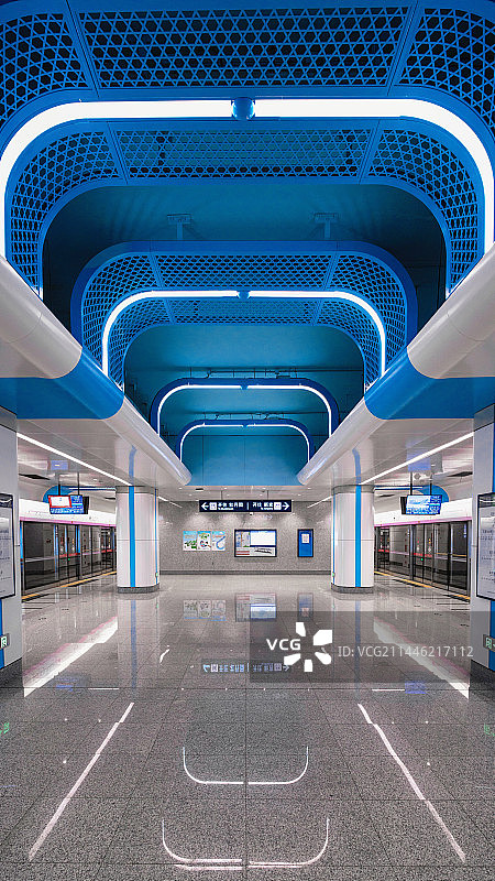 北京地铁19号线站内空间图片素材