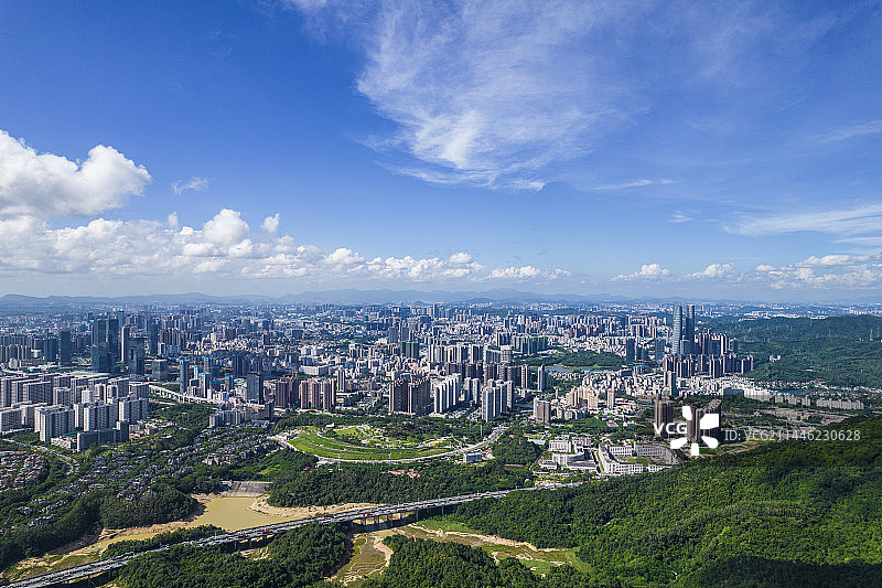 深圳龙华区 龙华区全景 深圳北站图片素材
